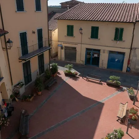 La Casa Di Paolo Sulla Via Francigena Castelnuovo D'Elsa